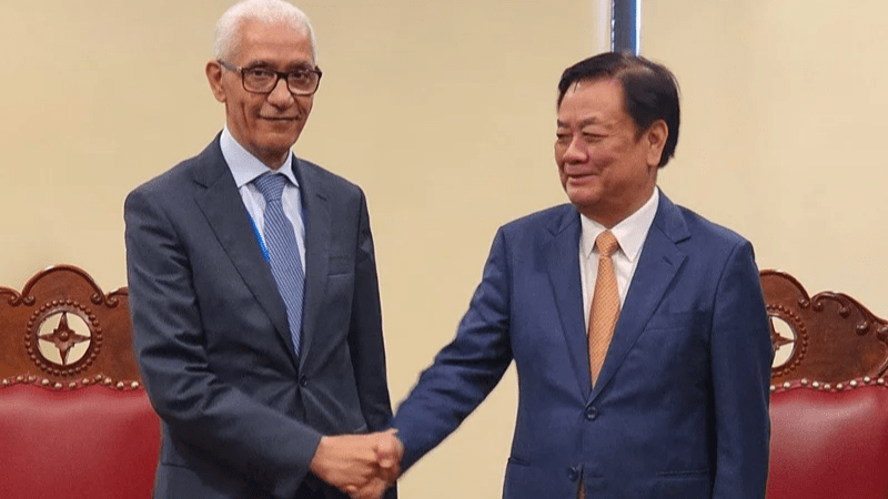 المغرب وفيتنام يؤكدان على الاحترام المتبادل للسيادة الوطنية وعدم التدخل في الشؤون الداخلية للدول.
